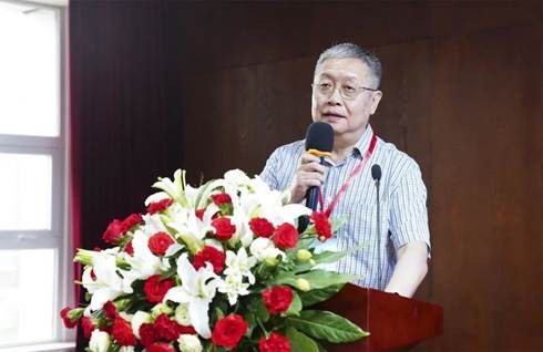 周冰
